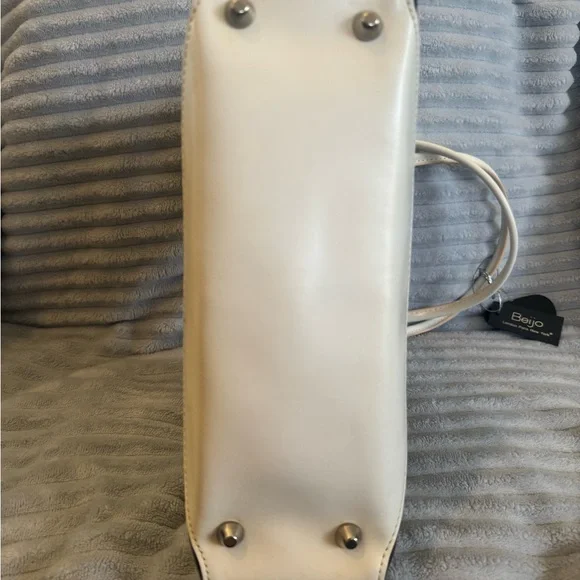 Y2K Beijo Black and Cream Patent Shoulder Tote with Gold Charm - Picture 3 of 12